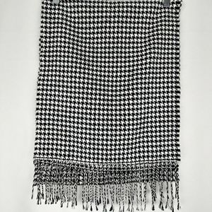 Cashmere Touch Houndstooth Scarf